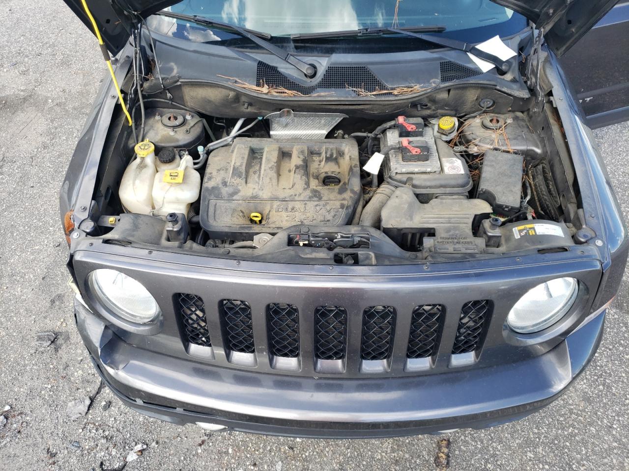 2017 Jeep Liberty (Patriot) - Image 12