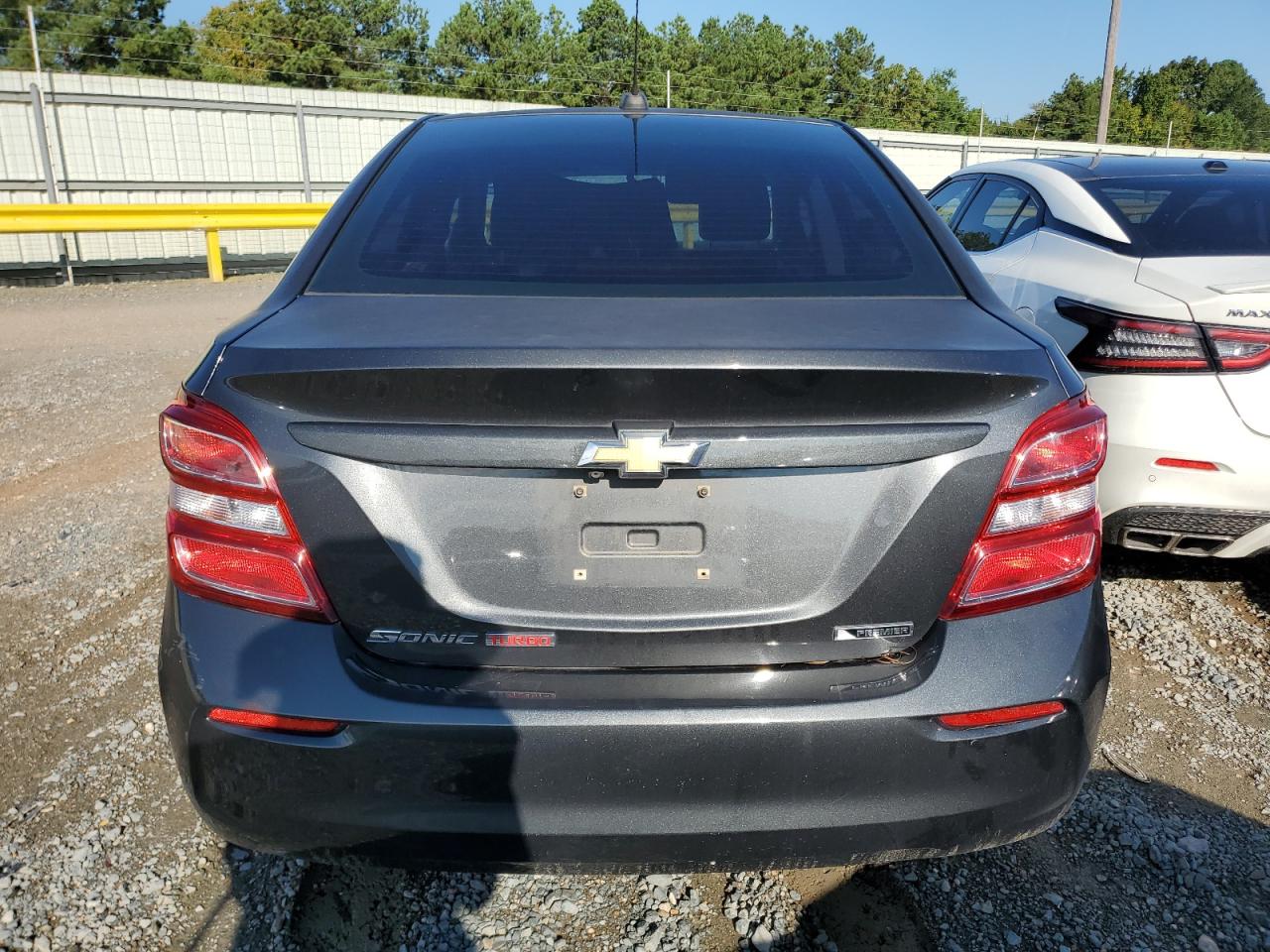 2017 Chevrolet Sonic - Image 6