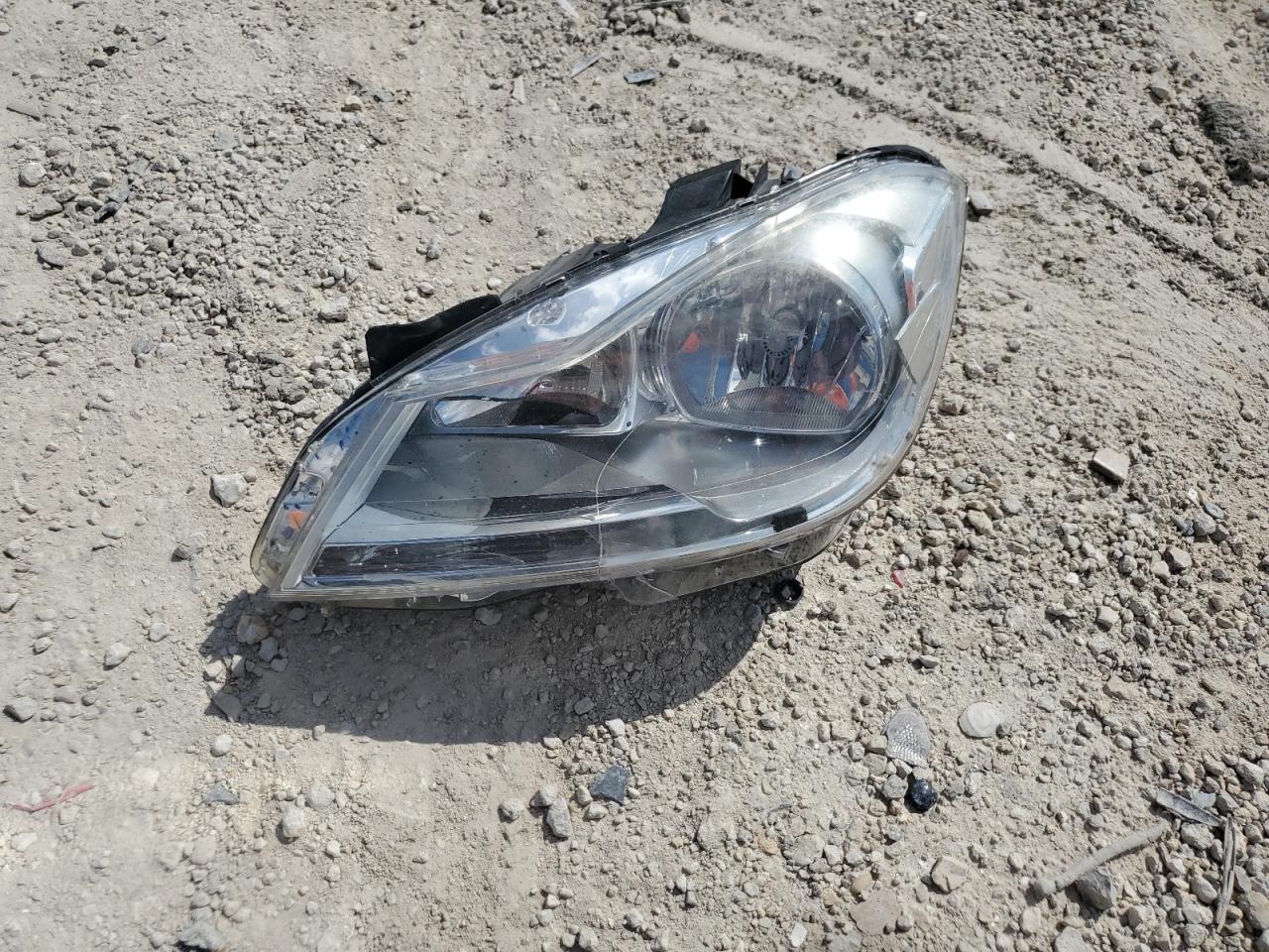 2014 Mercedes-Benz C 250 VIN: WDDGF4HB9EG256040 Lot: 72553924