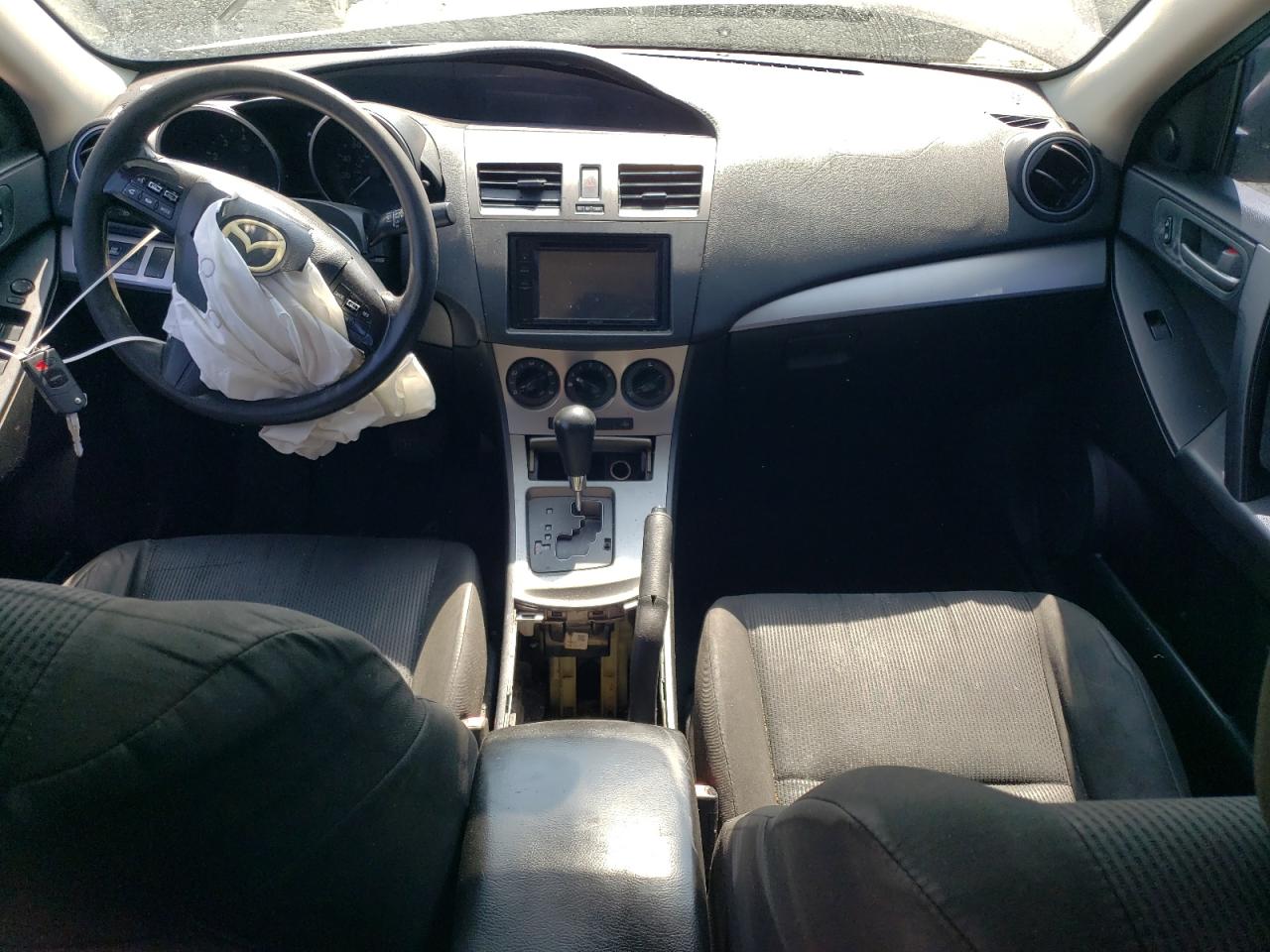 2011 Mazda 3 I VIN: JM1BL1VG8B1408898 Lot: 70633374