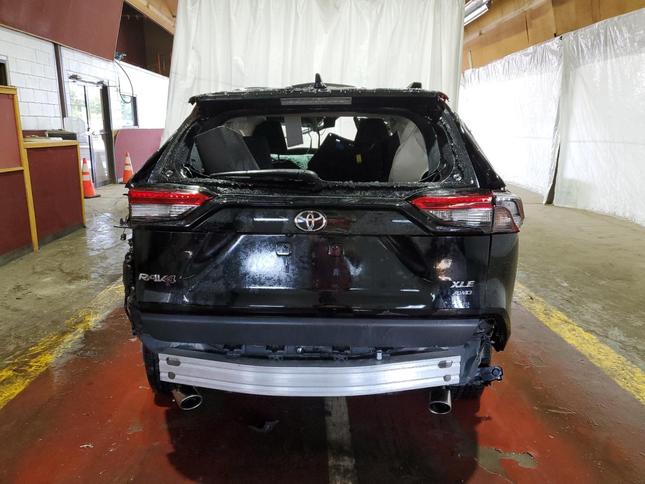 2T3P1RFV0PC363229 2023 Toyota Rav4 Xle