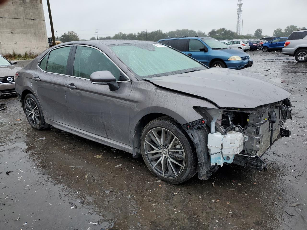 2023 Toyota Camry - Image 4