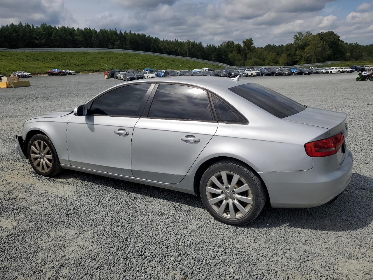 VIN WAUAFAFLXEN029331 2014 AUDI A4 no.2