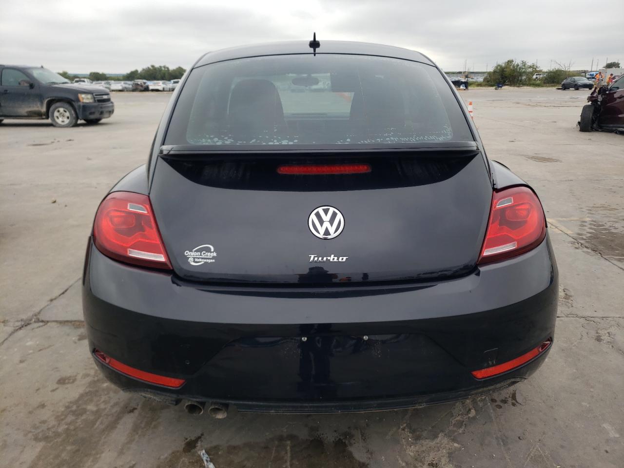 2019 Volkswagen Beetle S VIN: 3VWFD7ATXKM706311 Lot: 72933494