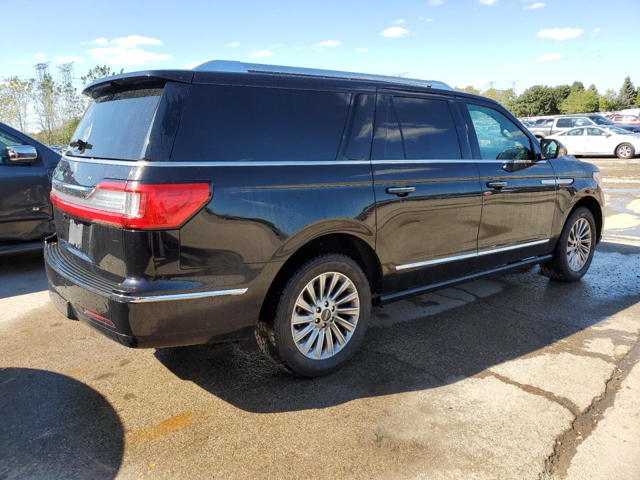 VIN 5LMJJ3NT2LEL00760 2020 LINCOLN NAVIGATOR no.3