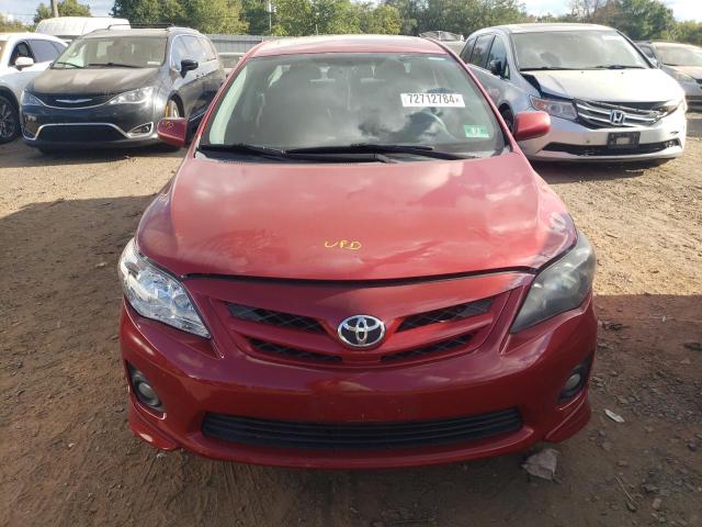  TOYOTA COROLLA 2013 Czerwony