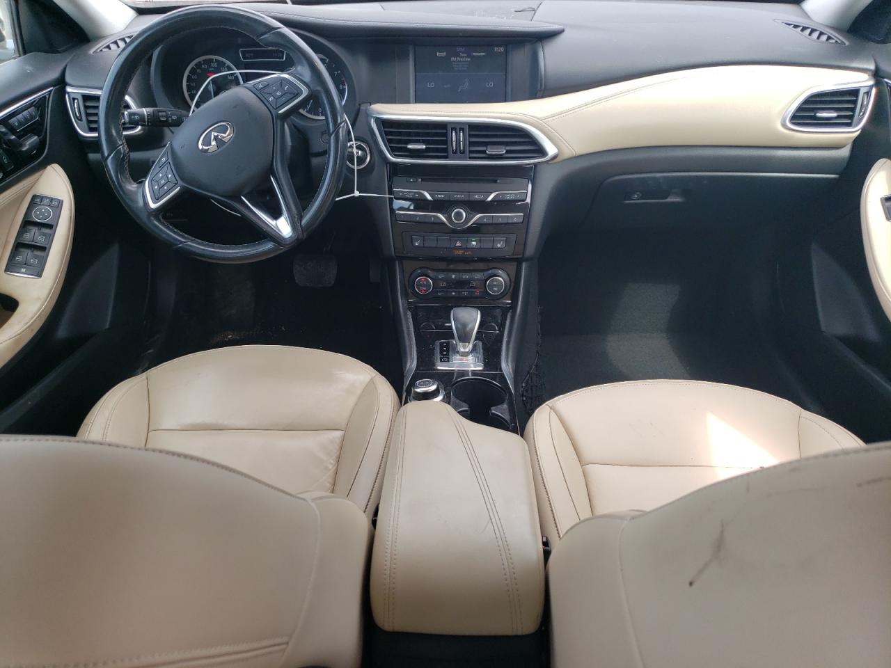 SJKCH5CP8HA019071 2017 Infiniti Qx30 Base