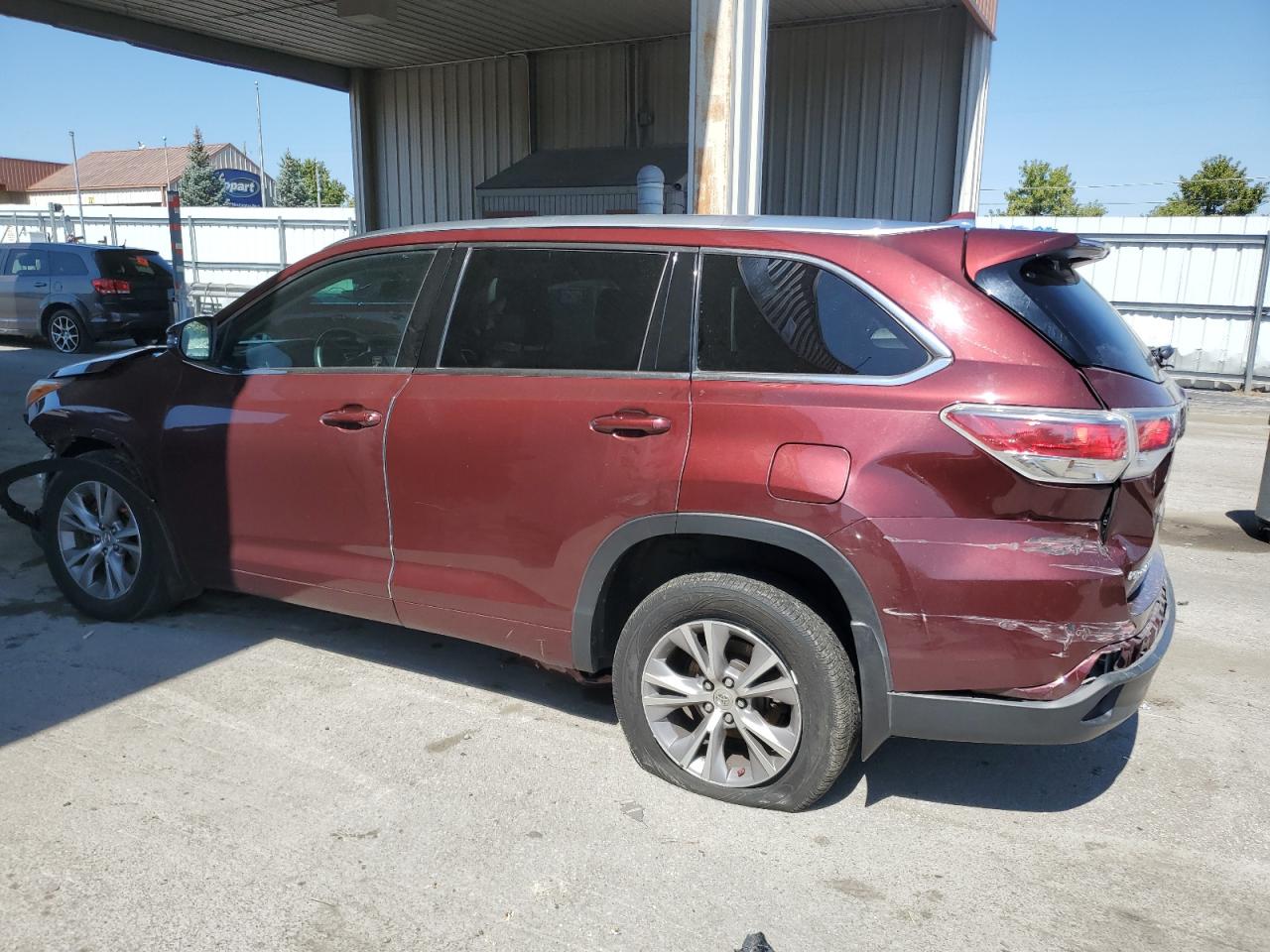 5TDJKRFH8FS114267 2015 TOYOTA HIGHLANDER - Image 2