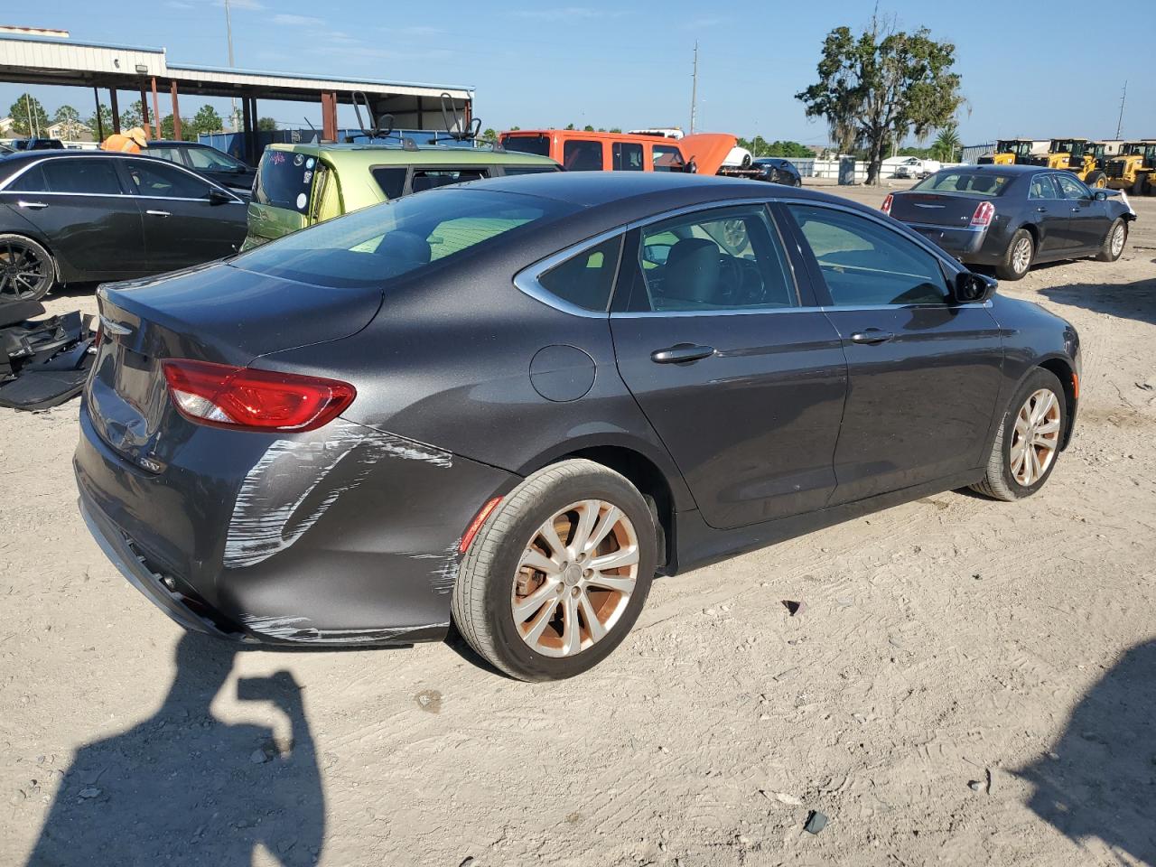 2015 Chrysler 200 Limited VIN: 1C3CCCAB3FN753754 Lot: 71727594