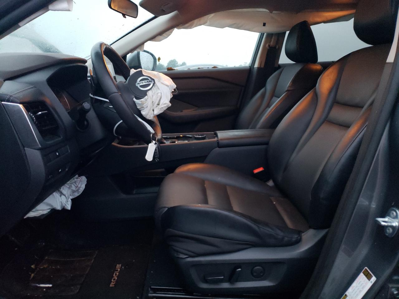 2021 Nissan Rogue - Image 7