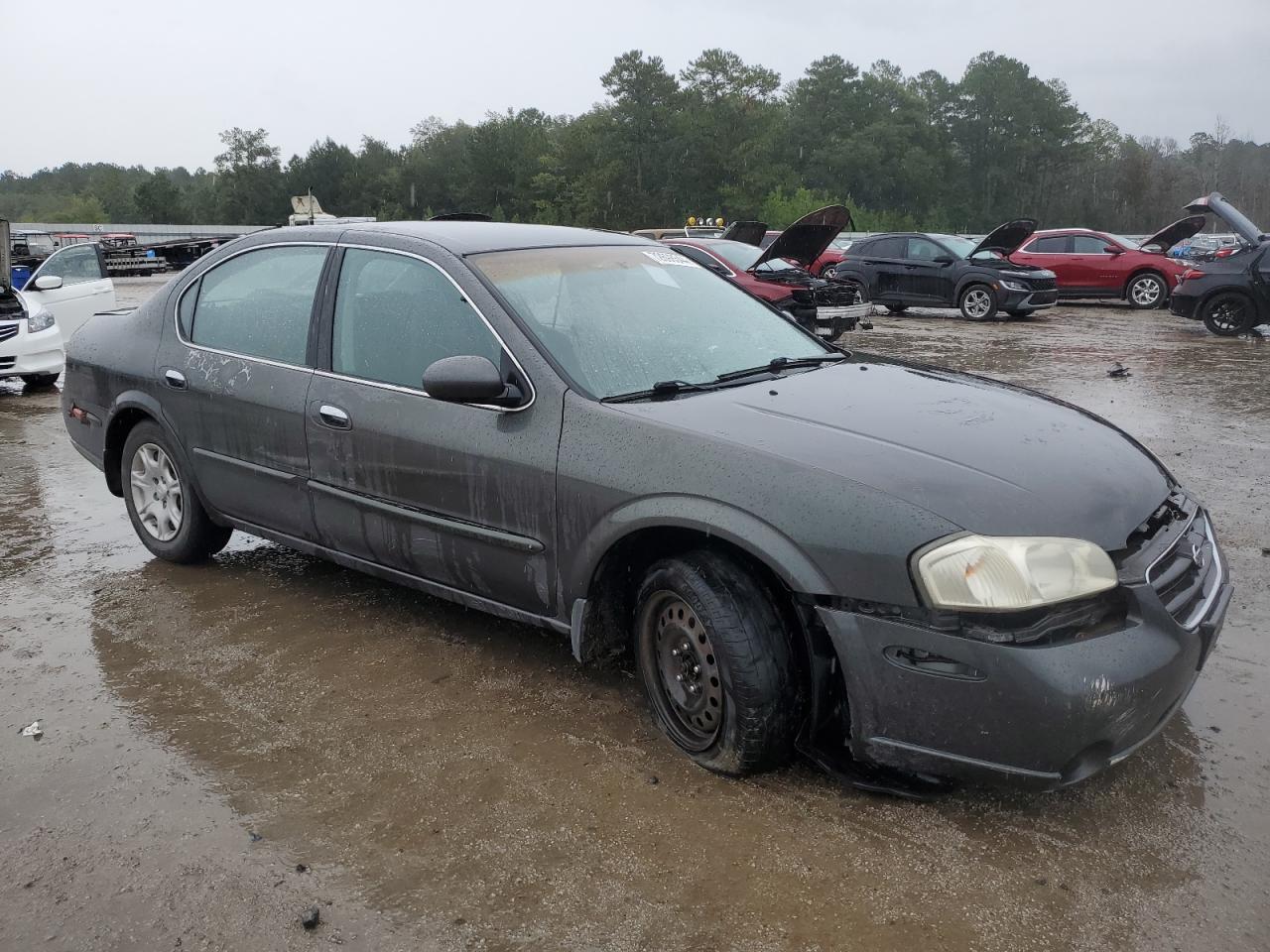 2001 Nissan Maxima - Image 4