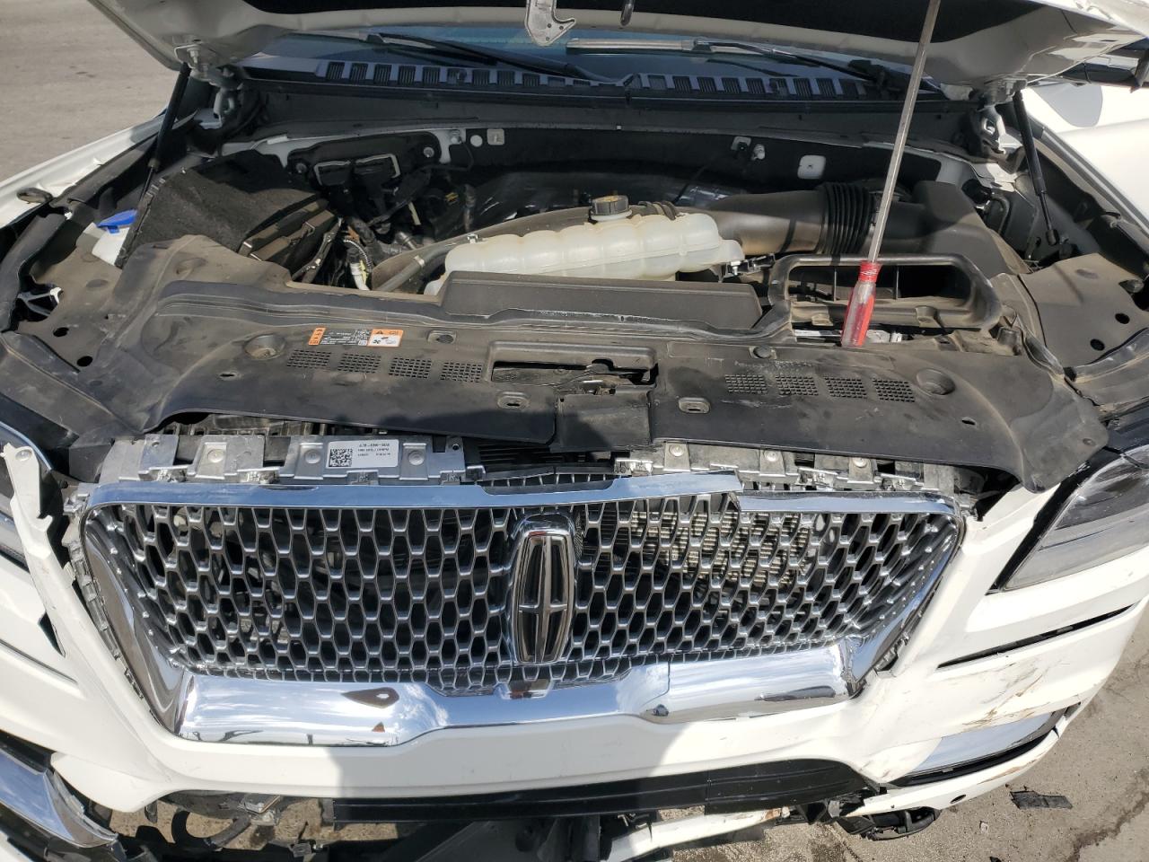 2021 Lincoln Navigator - Image 14