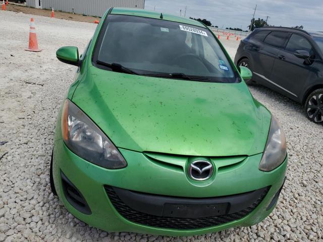 Hatchbacks MAZDA 2 2013 Green