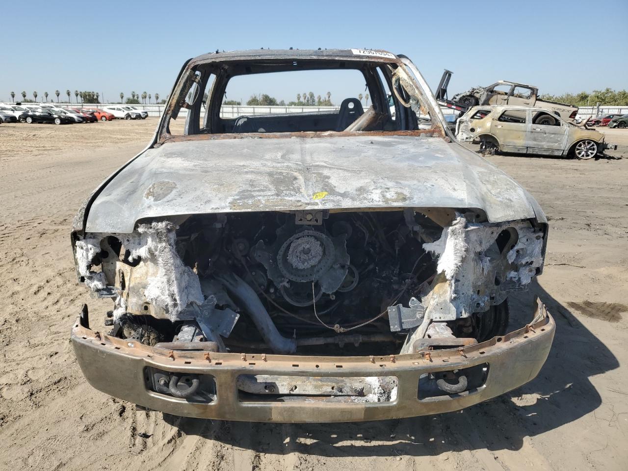 2003 Ford F350 - Image 5