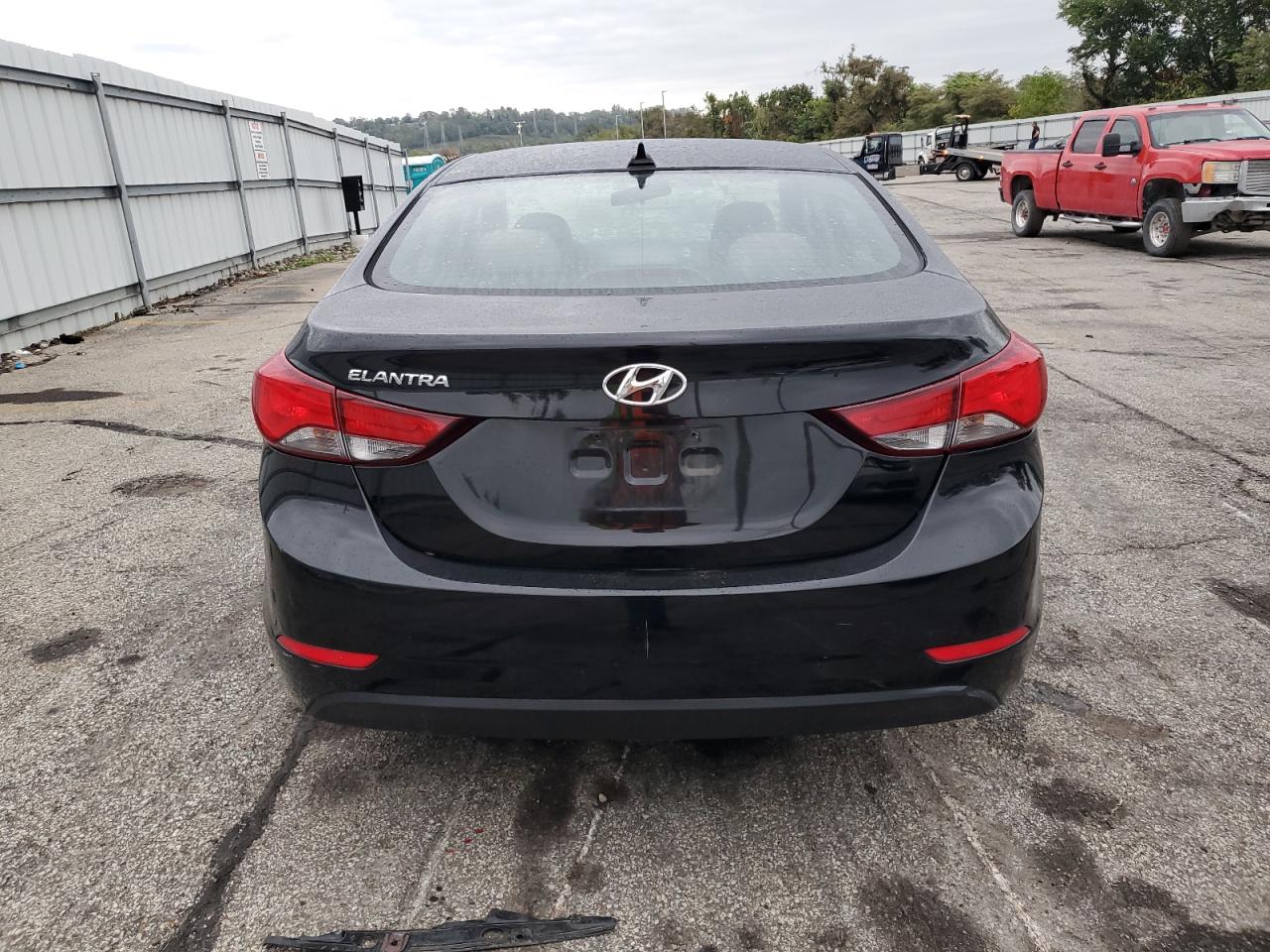 5NPDH4AE2GH679259 2016 Hyundai Elantra Se