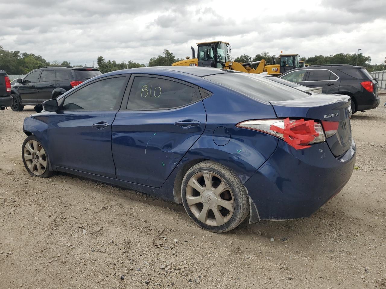 VIN KMHDH4AE0DU583482 2013 HYUNDAI ELANTRA no.2