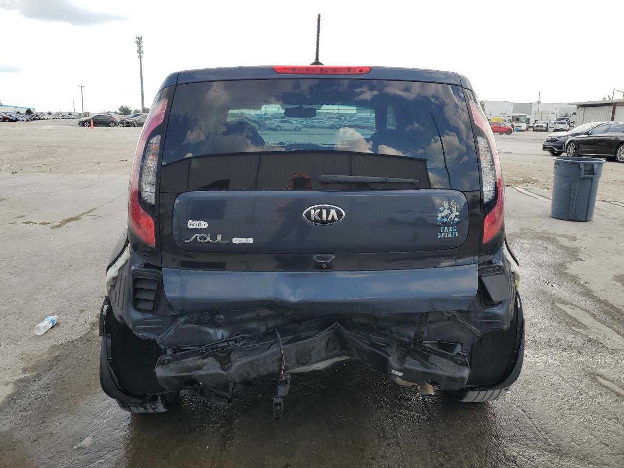 KNDJP3A5XG7337384 2016 Kia Soul +