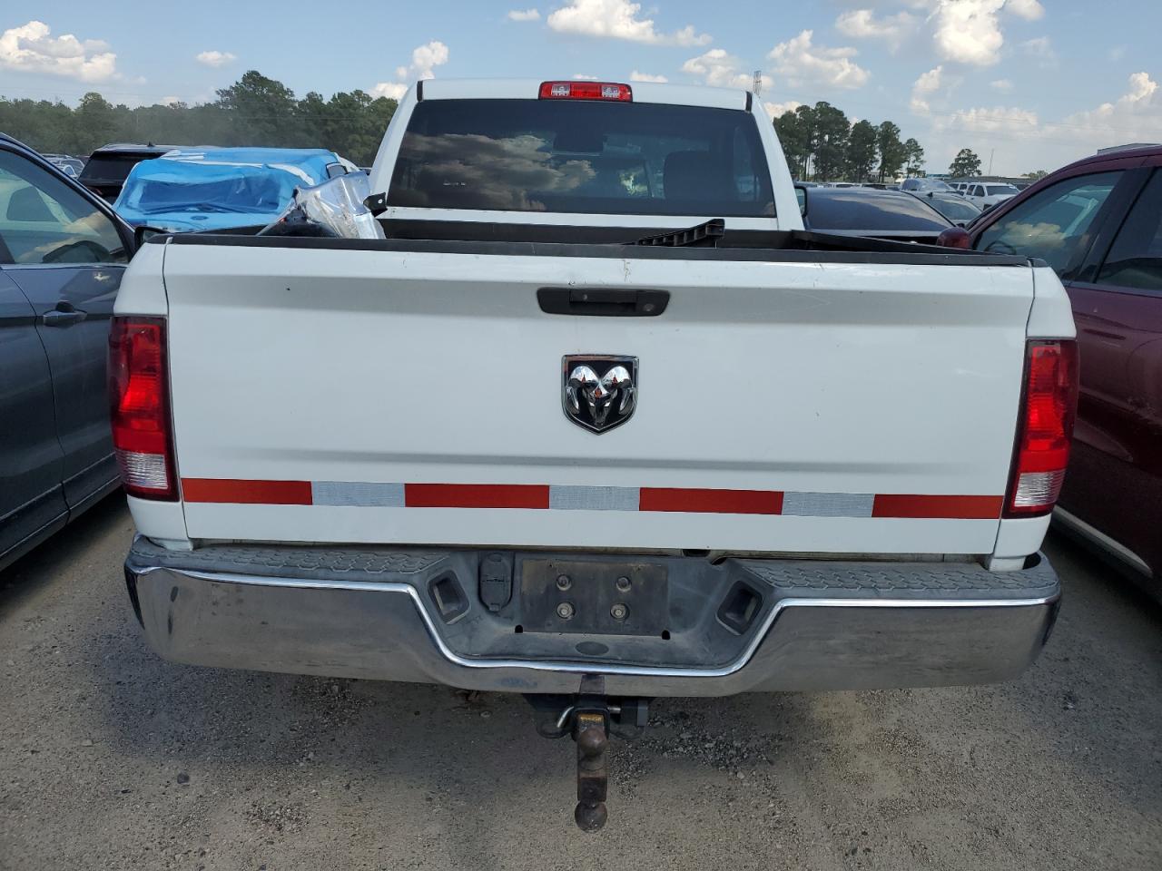 2016 Ram 1500 St VIN: 3C6JR6AT2GG130526 Lot: 71371024