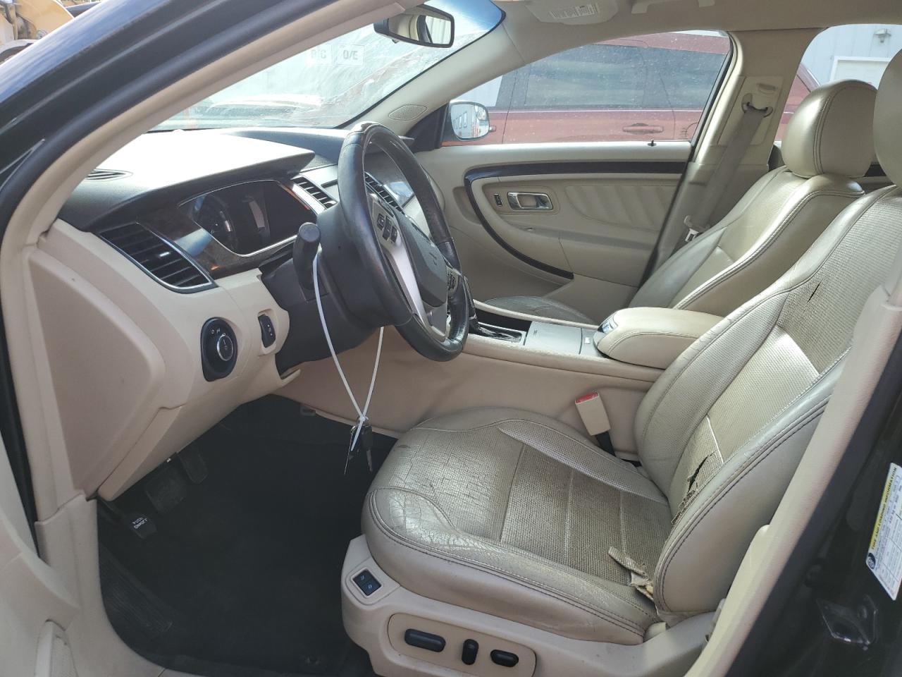 2013 Ford Taurus - Image 7