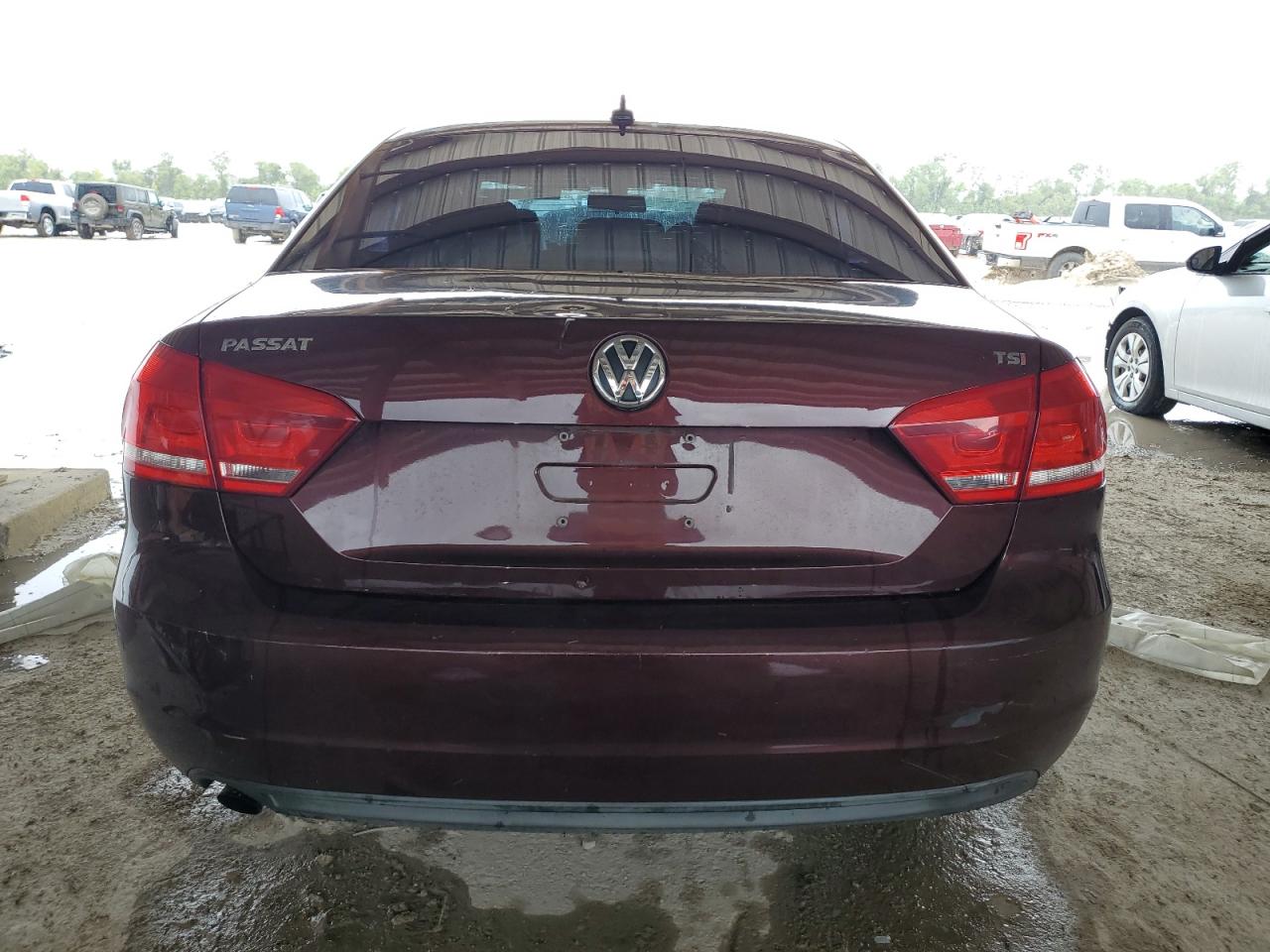 2014 Volkswagen Passat - Image 6