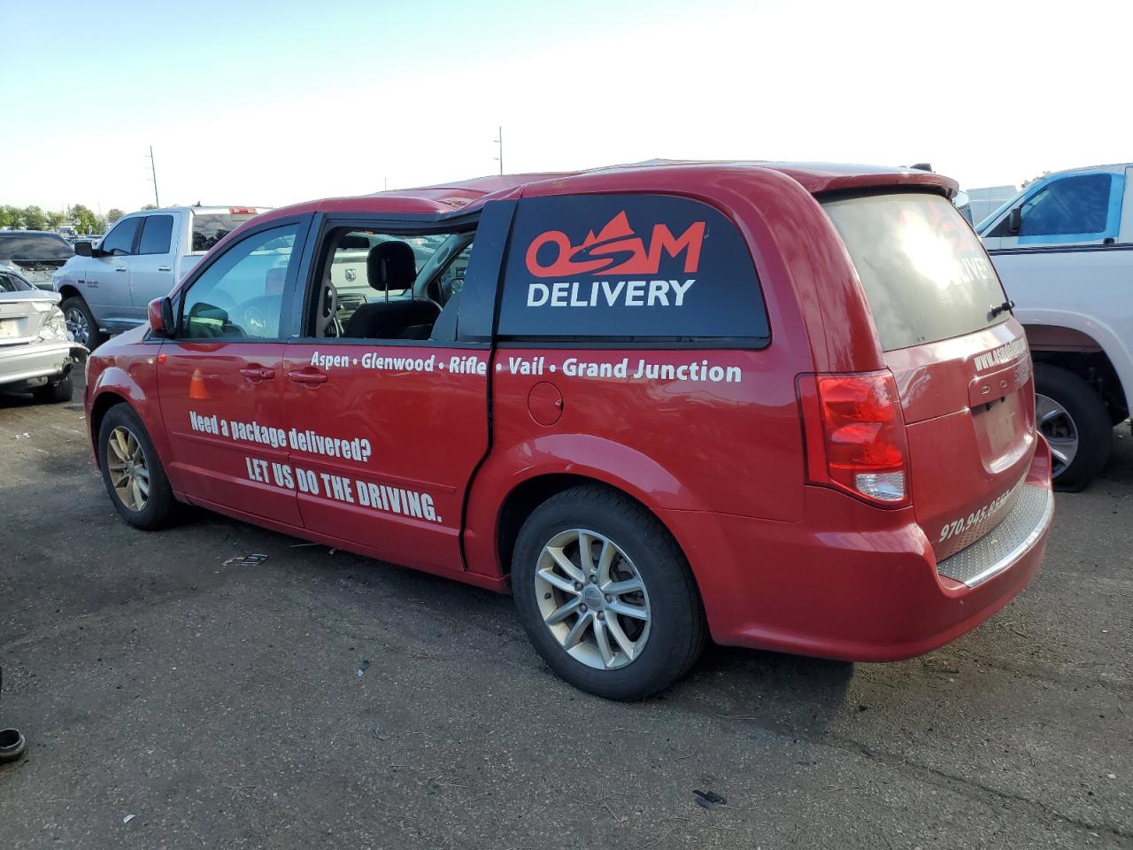 2013 Dodge Caravan - Image 2