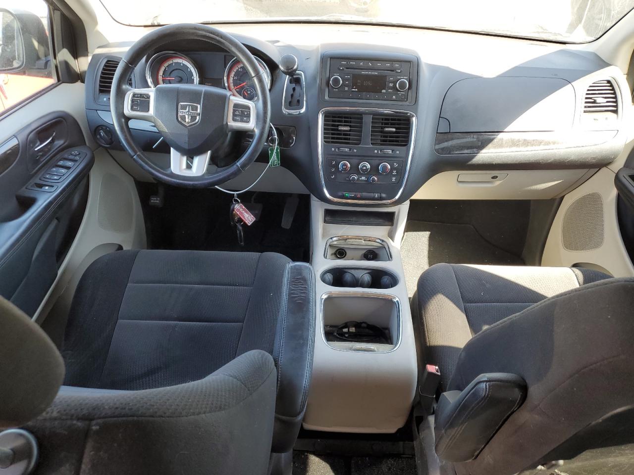 2012 Dodge Caravan - Image 8