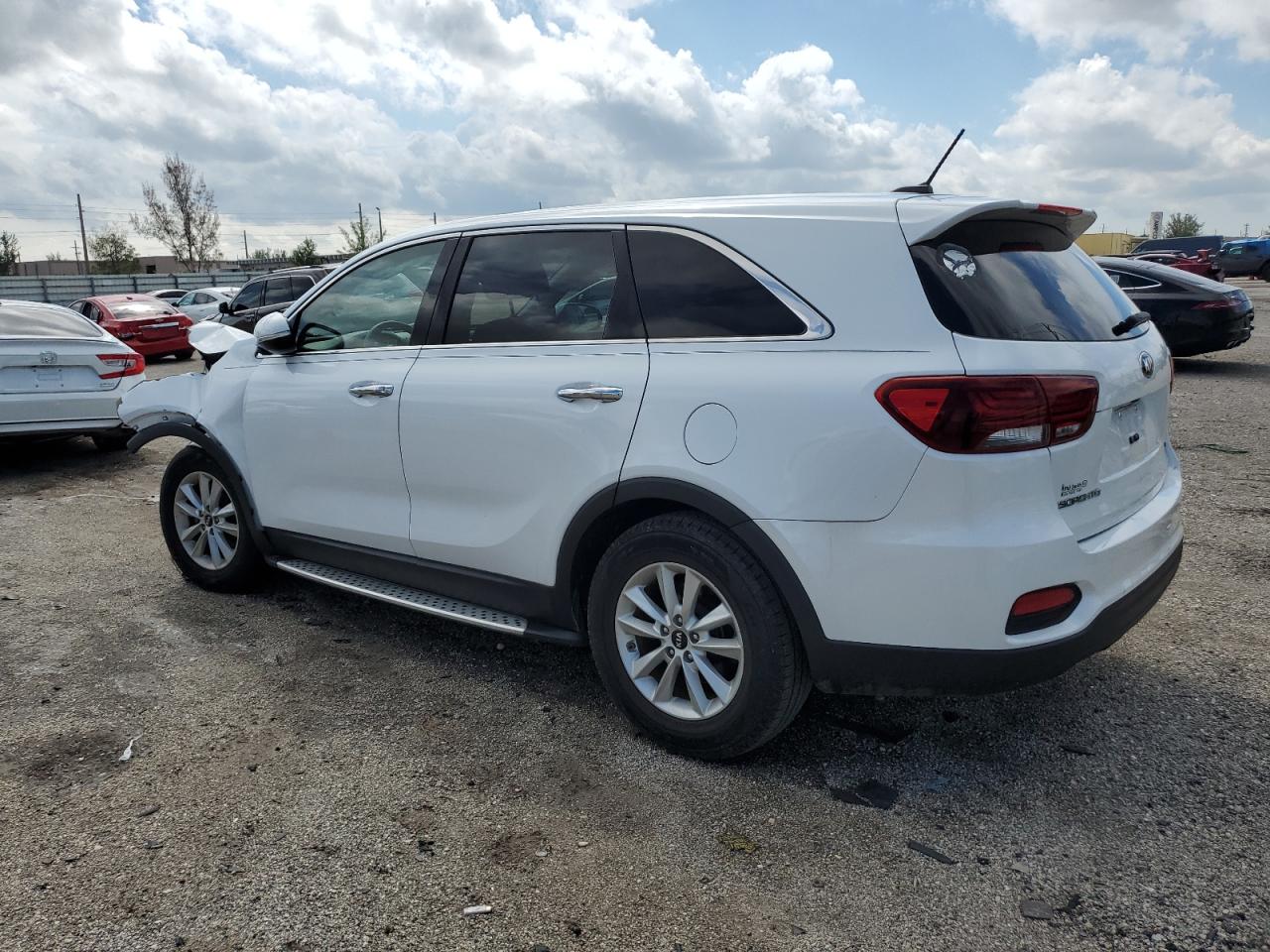 5XYPG4A31KG508923 2019 KIA SORENTO - Image 2