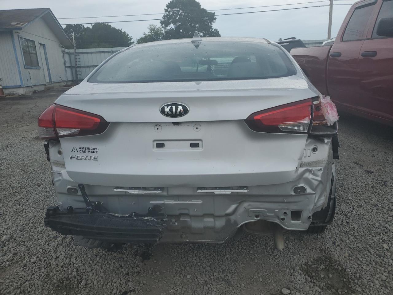 3KPFL4A77JE248274 2018 Kia Forte Lx