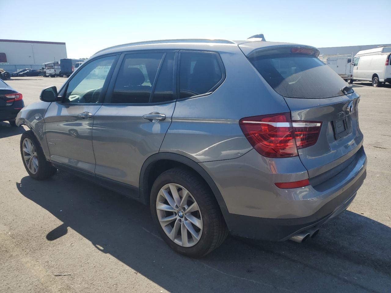 VIN 5UXWX9C57G0D90981 2016 BMW X3 no.2