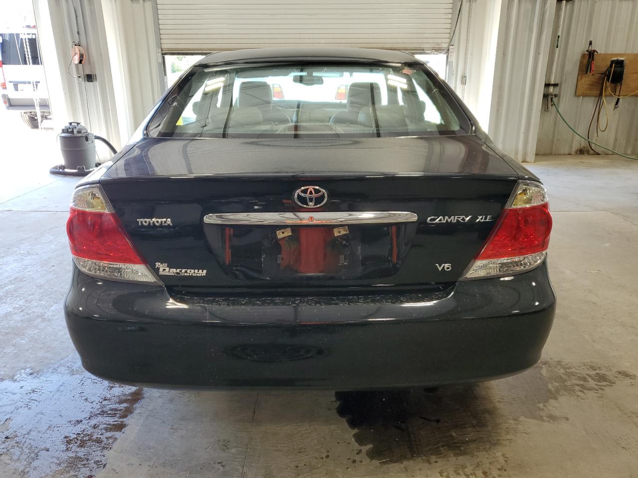 2005 Toyota Camry Le VIN: 4T1BF30K65U102750 Lot: 73147214