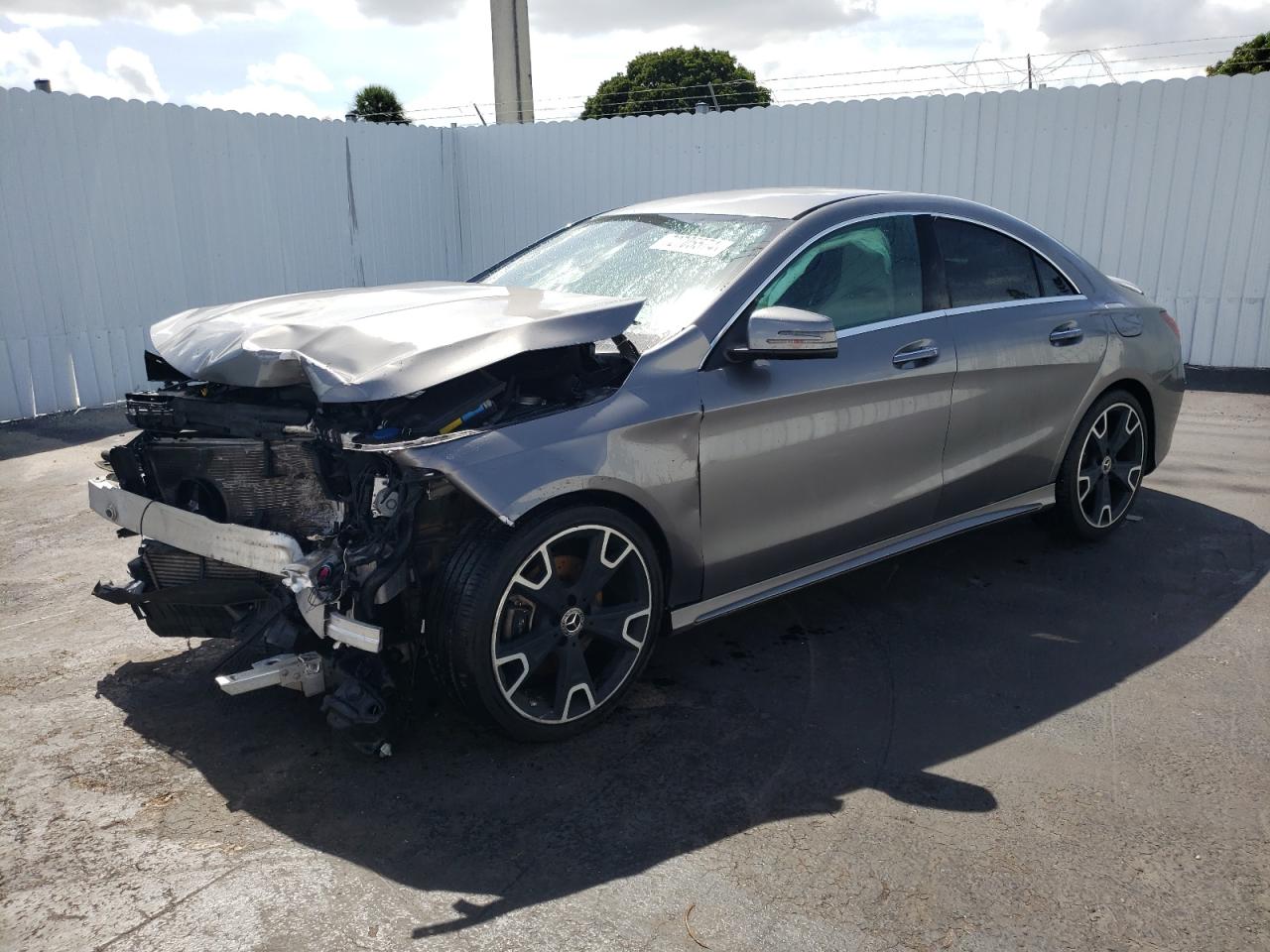 VIN WDDSJ4EB7GN335220 2016 MERCEDES-BENZ CLA-CLASS no.1