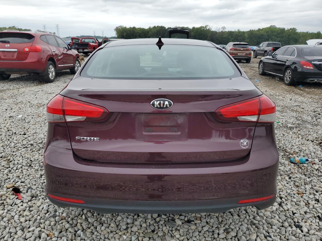 3KPFK4A71HE053512 2017 Kia Forte Lx