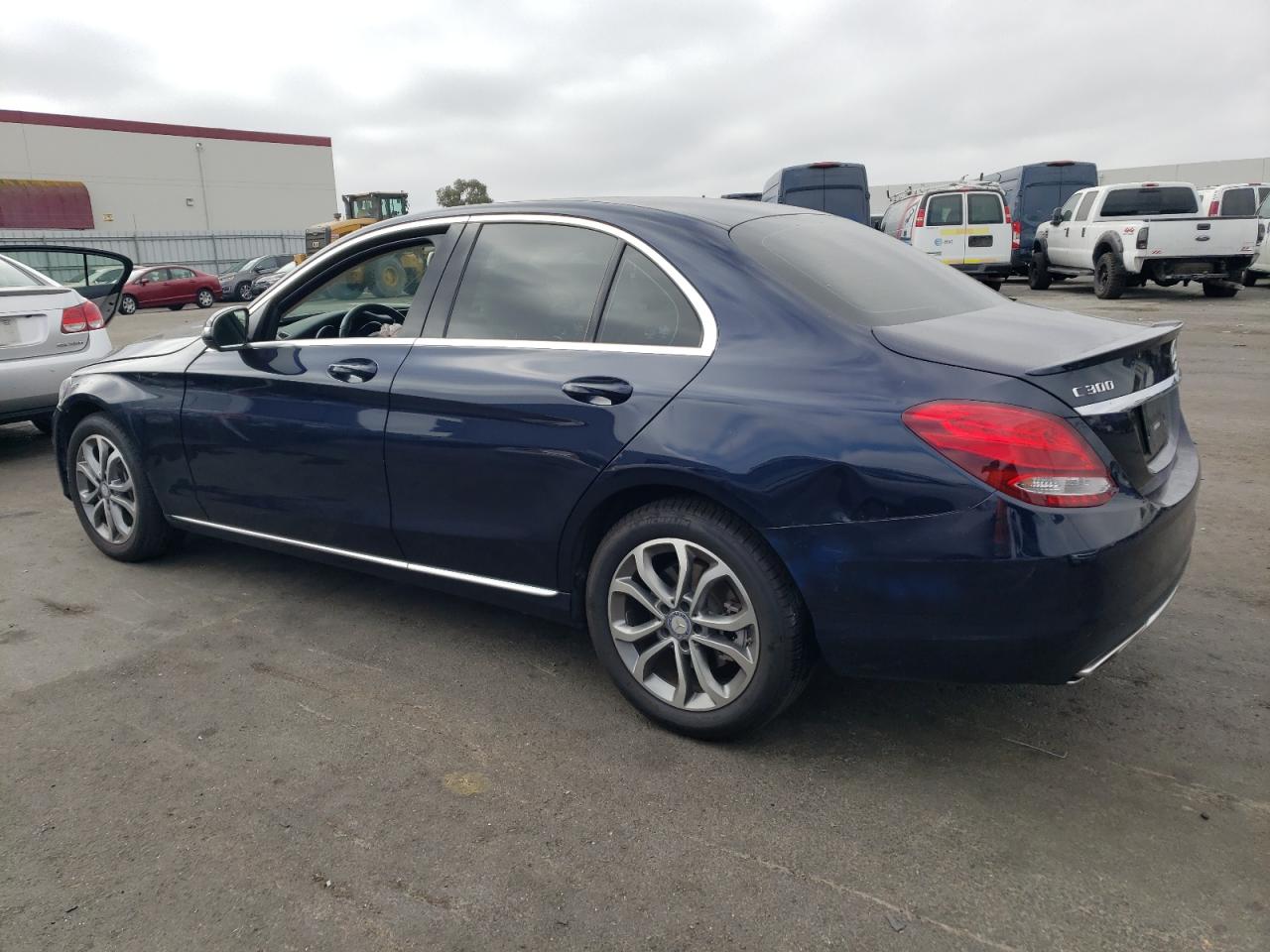 55SWF4KB0GU168049 2016 MERCEDES-BENZ C CLASS - Image 2