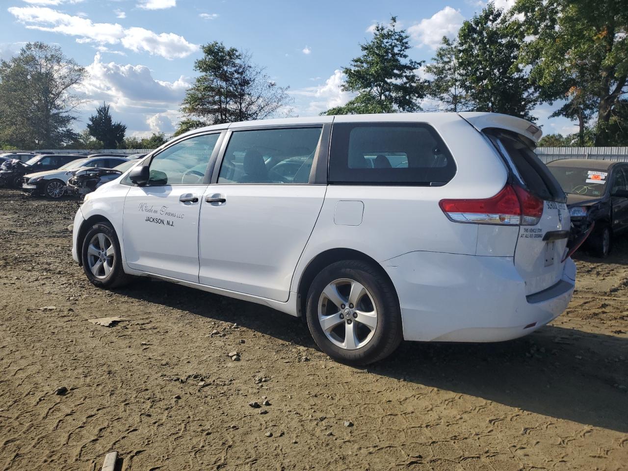 5TDZK3DC5ES523803 2014 Toyota Sienna