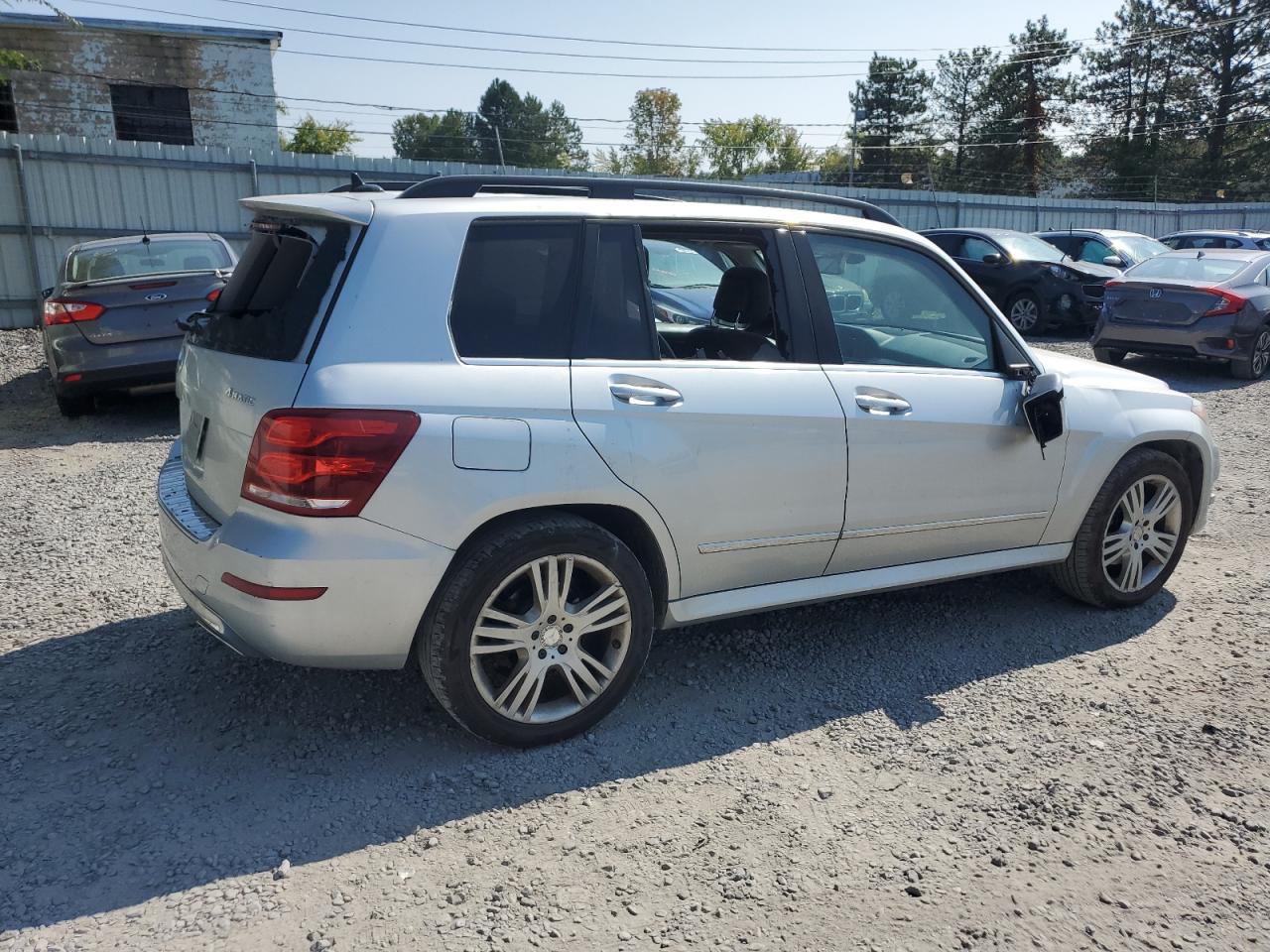 VIN WDCGG8JB2EG275841 2014 MERCEDES-BENZ GLK-CLASS no.3