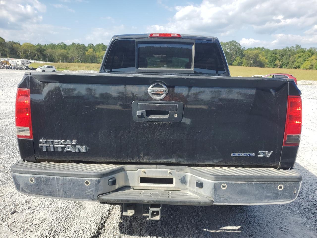 1N6BA0ED9EN512865 2014 Nissan Titan S