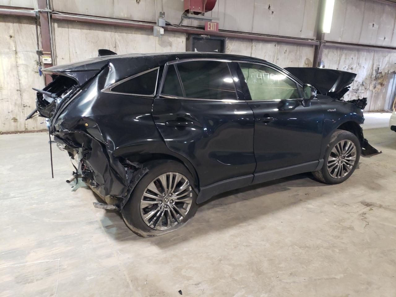 VIN JTEAAAAH1MJ019132 2021 TOYOTA VENZA no.3