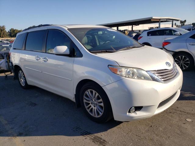 Minivans TOYOTA All Models 2015 White