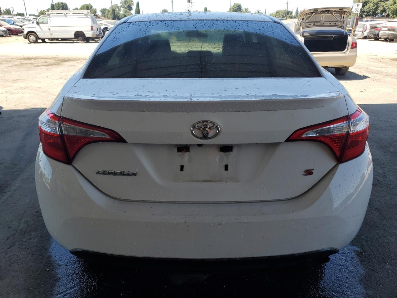 2015 Toyota Corolla L VIN: 5YFBURHEXFP331524 Lot: 69879384