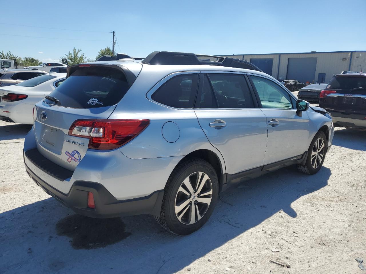 4S4BSAJC7K3211324 2019 Subaru Outback 2.5I Limited