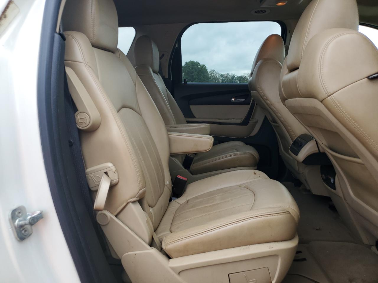 2012 GMC Acadia Denali VIN: 1GKKVTED3CJ130171 Lot: 71375344