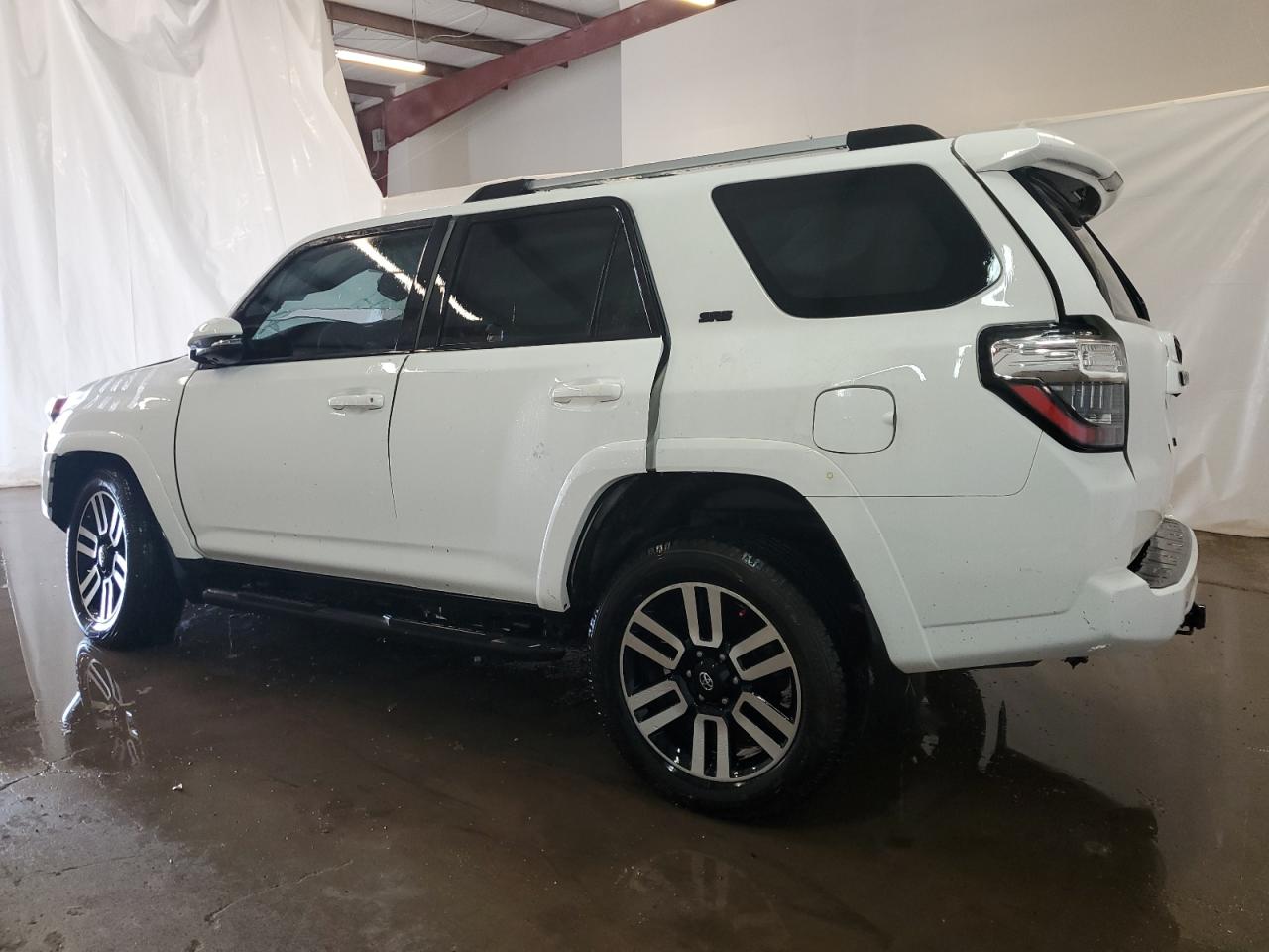 2022 Toyota 4Runner - Image 2