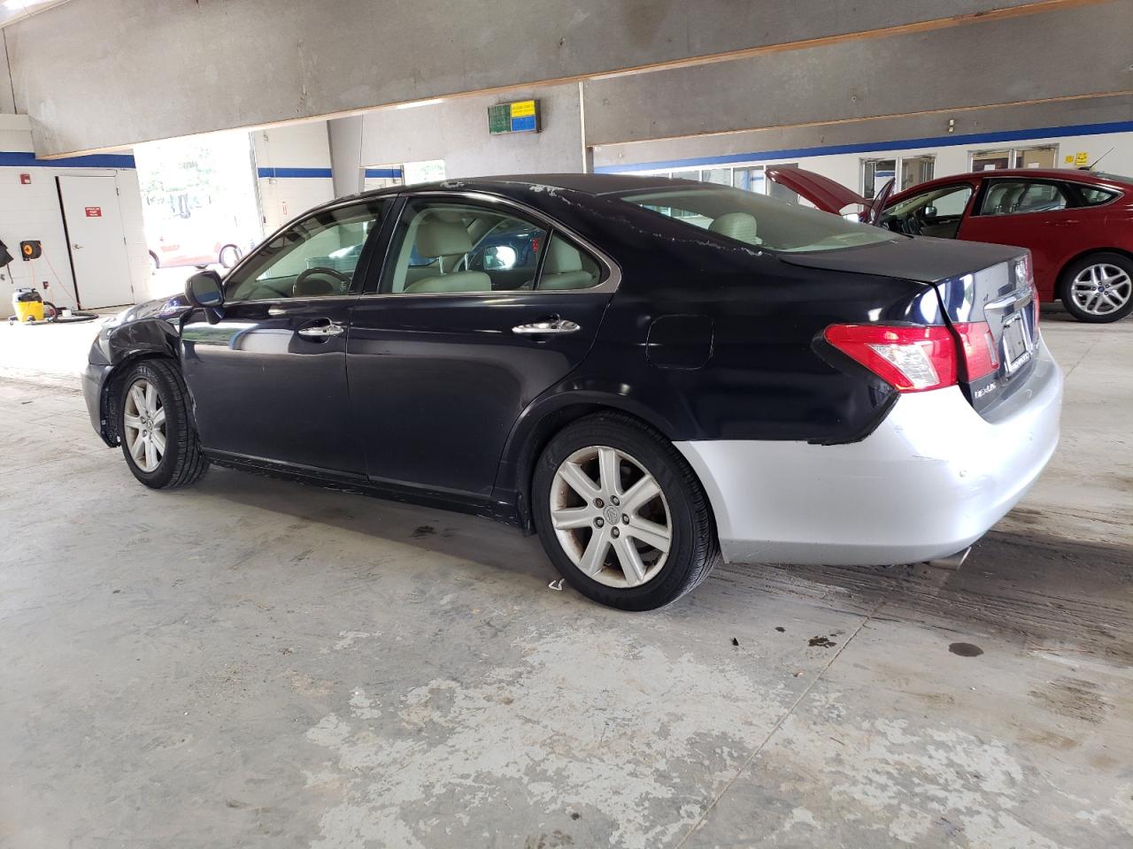 2007 Lexus ES - Image 2