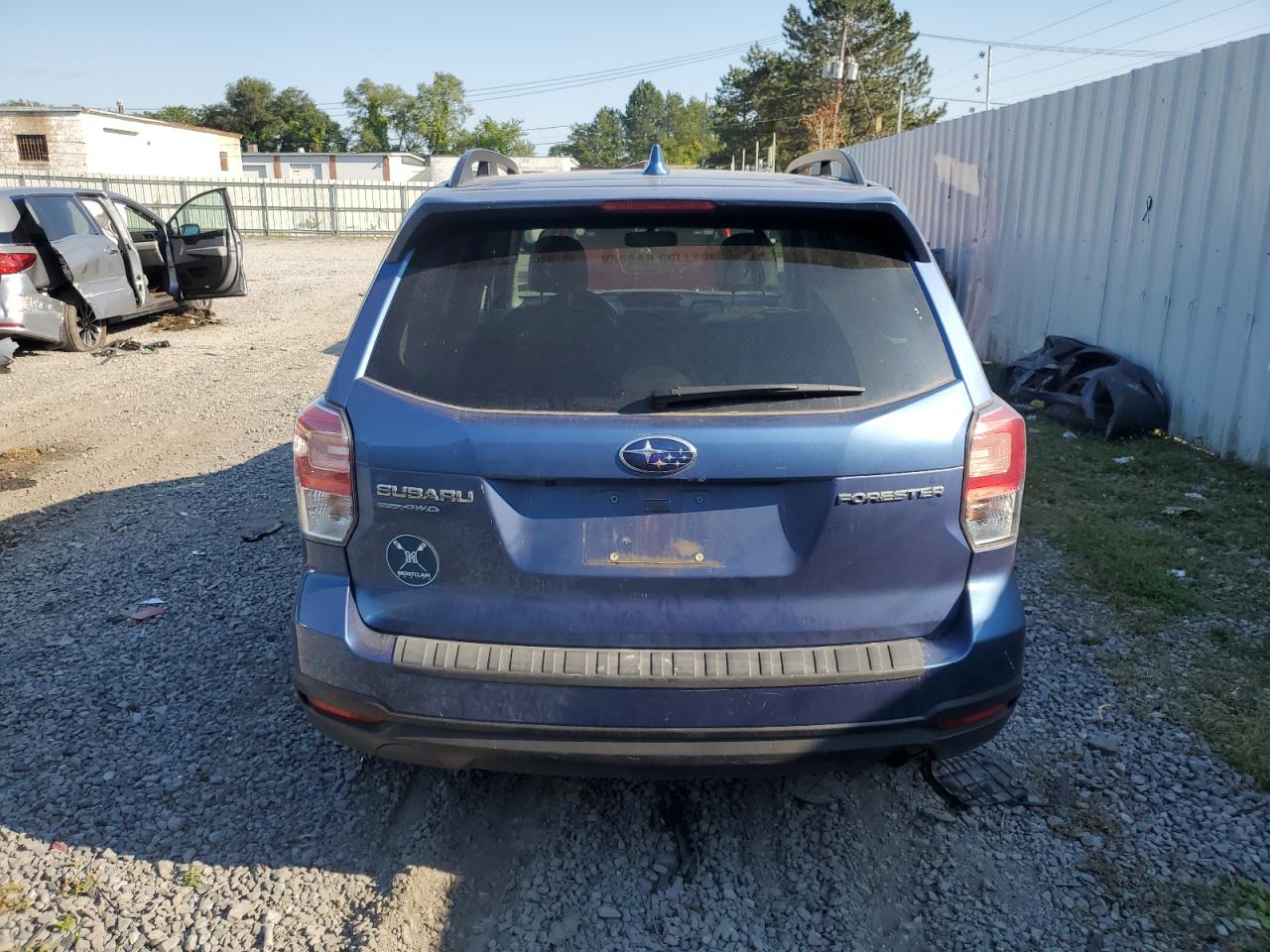 2018 Subaru Forester 2.5I Premium VIN: JF2SJAEC3JH516355 Lot: 70372444