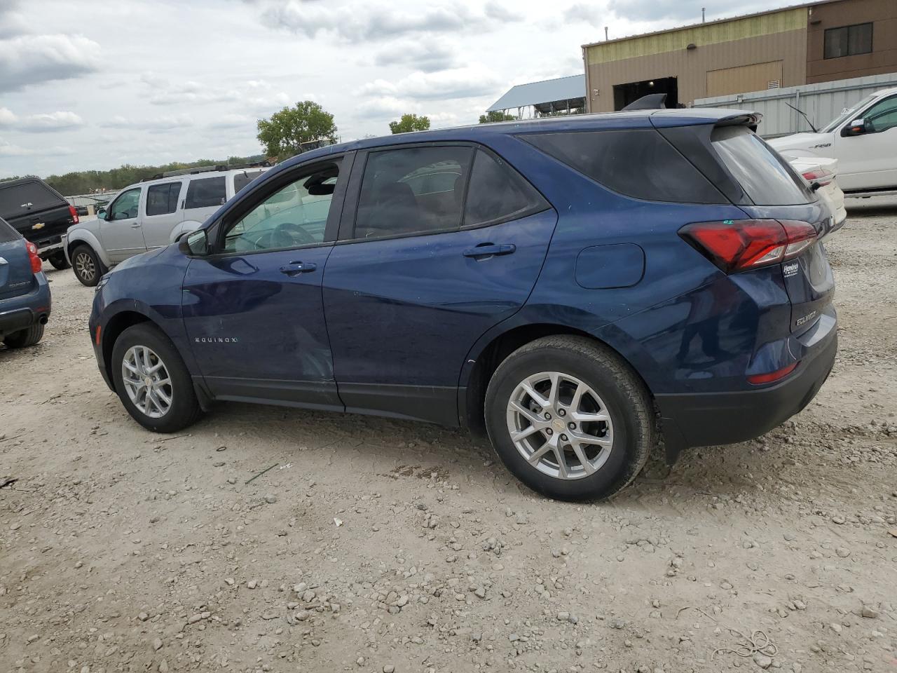 3GNAXSEG5PL122049 2023 CHEVROLET EQUINOX - Image 2