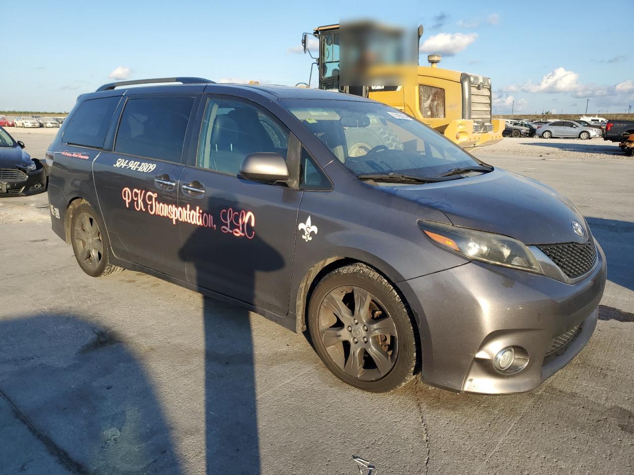 VIN 5TDXK3DC3FS651577 2015 TOYOTA SIENNA no.4