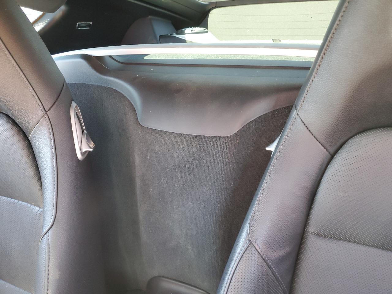 2019 Porsche Cayman - Image 10
