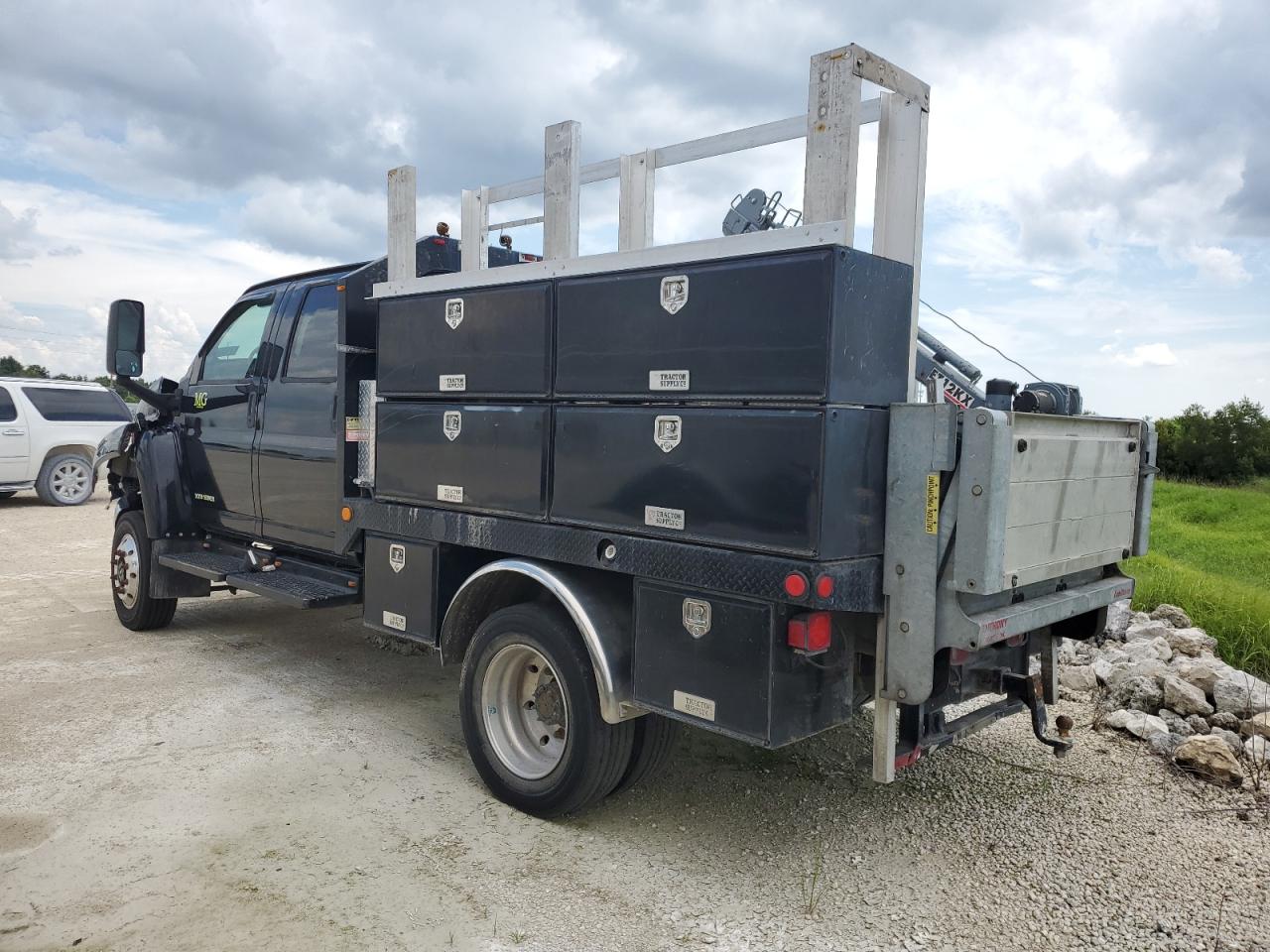 2007 Chevrolet C/K - Image 2