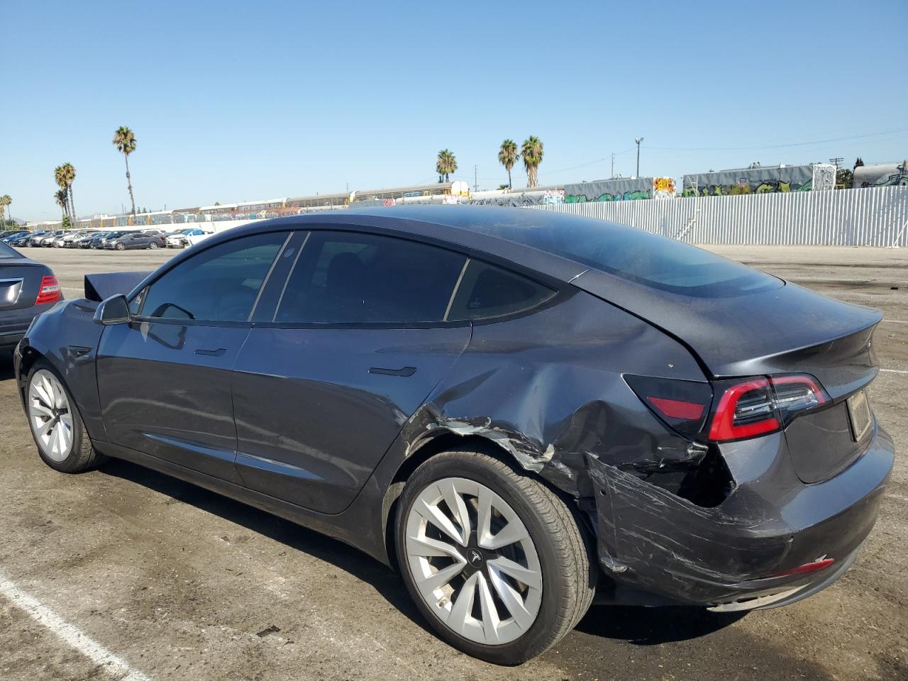 5YJ3E1EB4MF877242 2021 TESLA MODEL 3 - Image 2