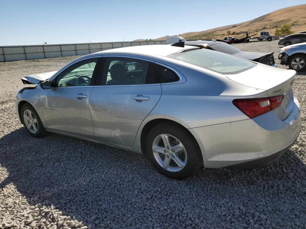 2019 Chevrolet Malibu - Image 2